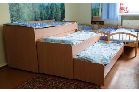 Кровать детская трехъярусная выкатная для сада Кровать детская трехъярусная выкатная для сада